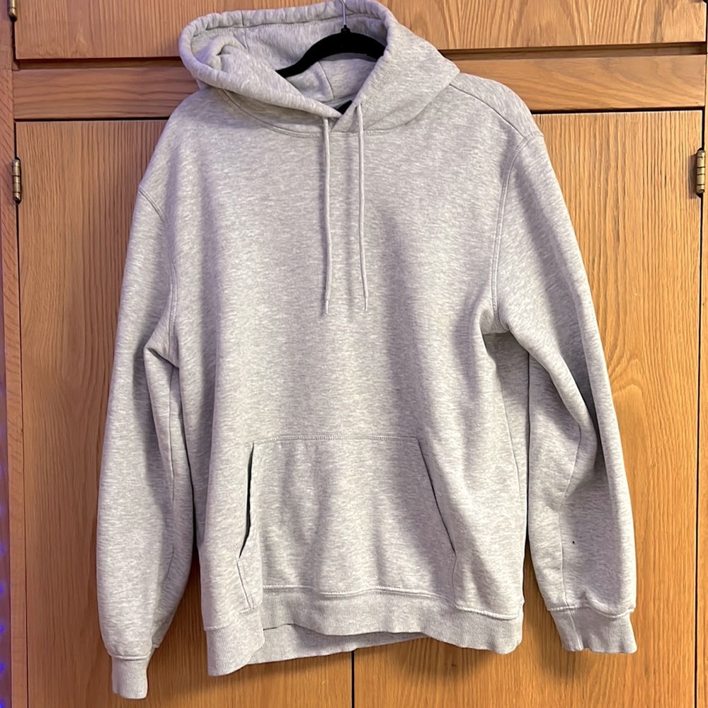 L Men’s H&M Grey Hoodie